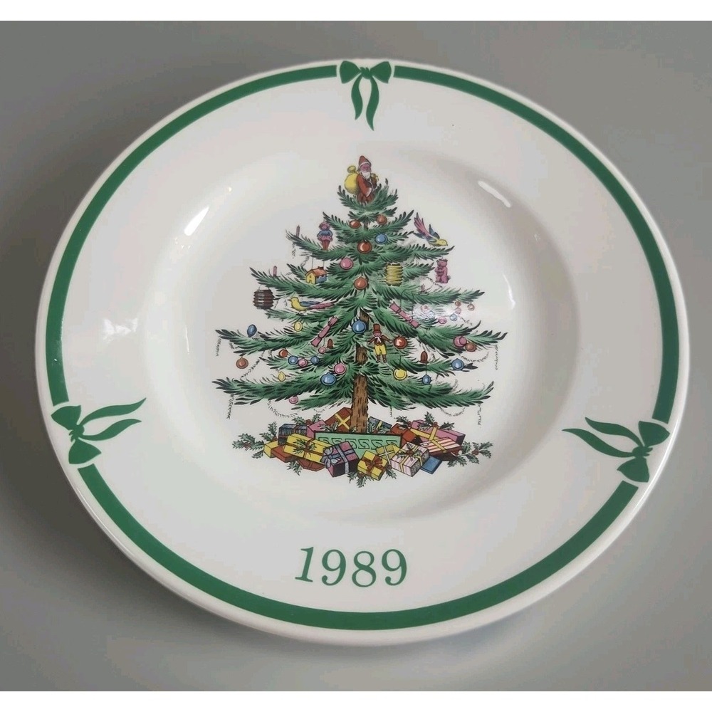VTG 1989 Spode Christmas Tree Annual Collector's Plate Santa Toys England 7 3/4"